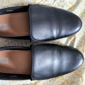 FitFlop Slide On Black Shoes Size 10